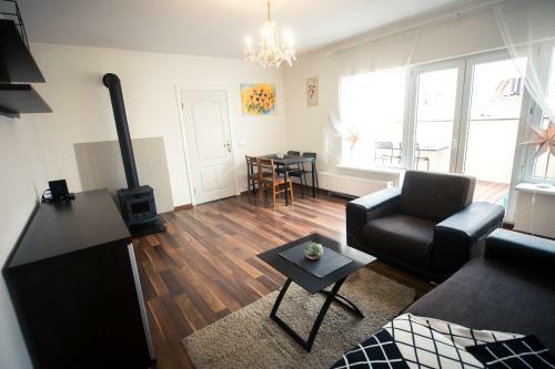 V 12 -terrace + 3 Rooms Apartment Vilnius Old Town