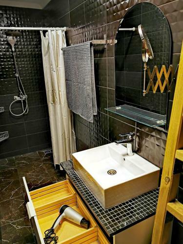 Old Town Basement Apartments