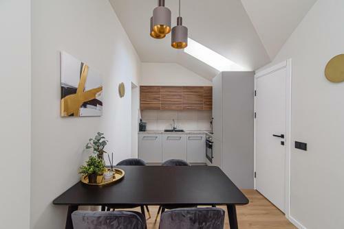 Zydu Str Two Bedrooms Apartment By Urban Rent