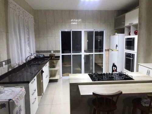 Linda Casa De Campo Com Piscina