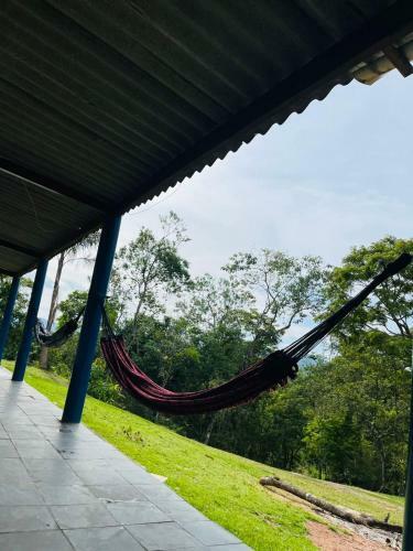 Chacara Muita Area Verde Com Piscina