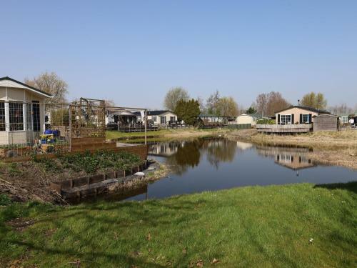 Detached Chalet With Beautiful Terrace, Near Alkmaar