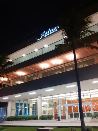 Hotel Salinas Park Resort