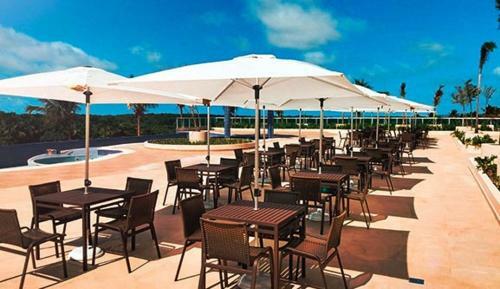 Hotel Salinas Park Resort