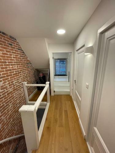 Villa Spacious & Cozy House. 3 Bedrooms, 2.5 Bathrooms