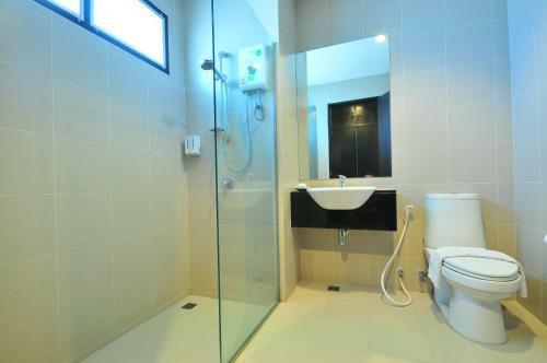 Bs Premier Airport Hotel
