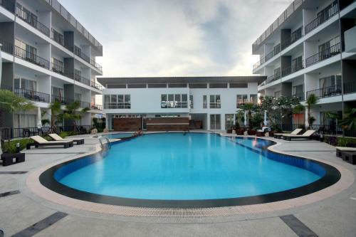 Bs Premier Airport Hotel