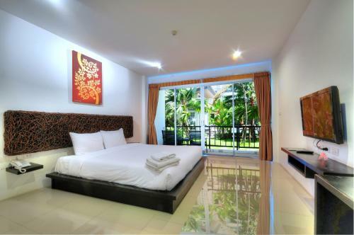 Bs Premier Airport Hotel