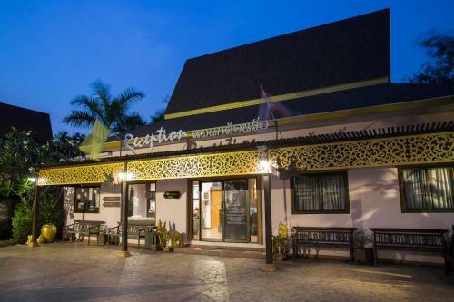 Hotel Ploykhumthong Boutique Resort