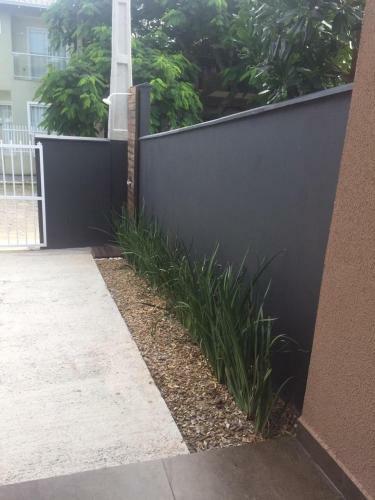 Casa Enseada Pr�ximo Ao Mar E Com�rcios