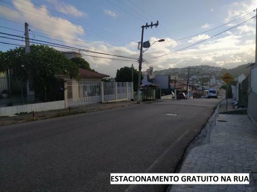 Apartamento Loft Encantador B - 8 Km de Floripa