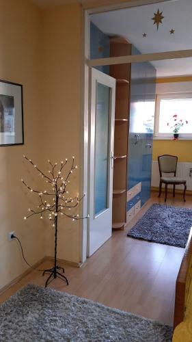 Apartman 015 Live