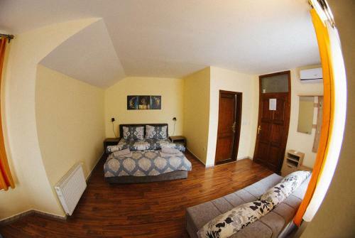 Bed & Breakfast Kroni? Palace