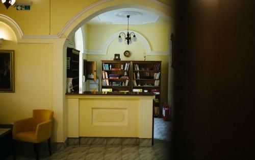 Bed & Breakfast Kroni? Palace