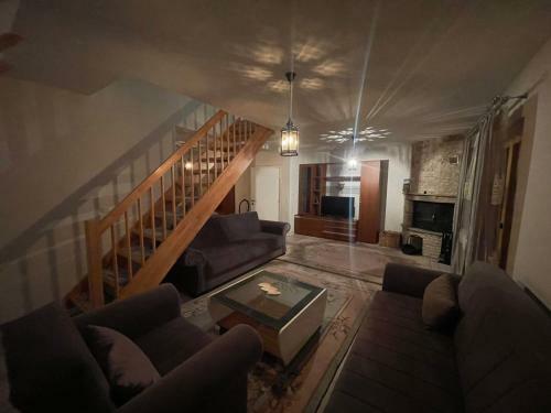 Villa Hoxha Brezovic�
