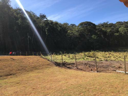 Recanto A 2 Km Do Centro de S�o Thom� Com Piscina No Meio A Natureza