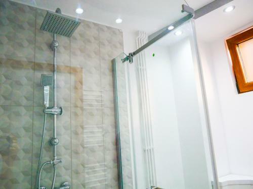 Apartamento Pensiunea La Buruiana