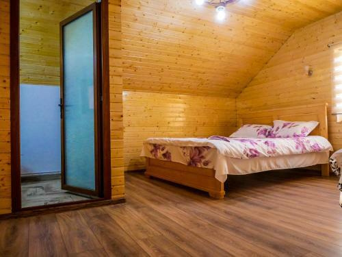 Apartamento Pensiunea La Buruiana