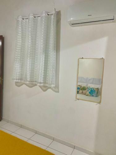 Casa Em Milagres Aconchegante E Com Garagem.