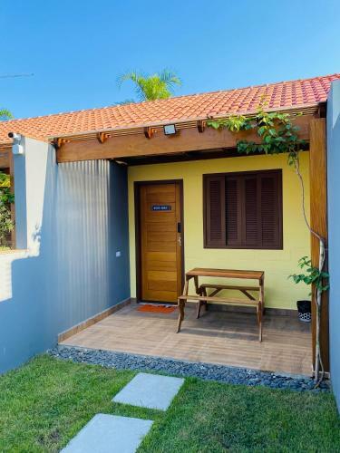 Casinhas Ter� - Chal� 05 Su�te
