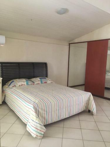 Casa 4 Quartos Em Stella Maris 200 Metros Da Praia