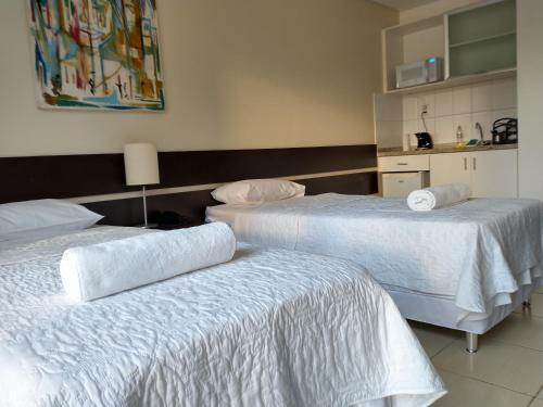 Hotel Athenas Multiempresarial, 611