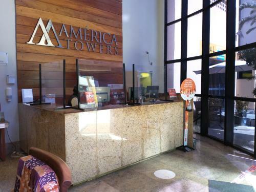 Hotel Athenas Multiempresarial, 611