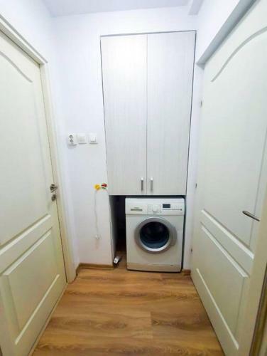 Cozy Apartament Near Neversea Beach And Old Center