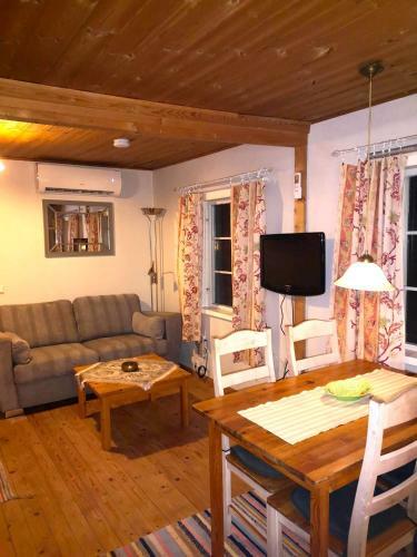 Apartamento Viken - Cottage By Dalslands Canal
