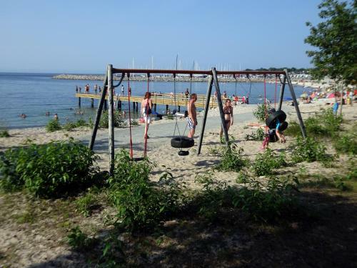Stuga Med 50m Till Strand