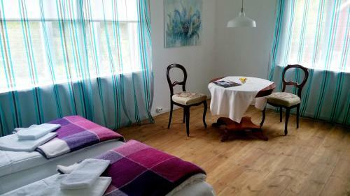 Hostal Art Residence