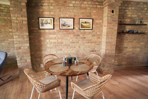 Art Gallery Apartment