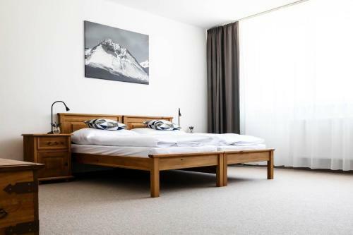 Hostal Chalet Nova Lesna Mountain View