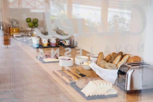 Hostal Chalet Nova Lesna Mountain View