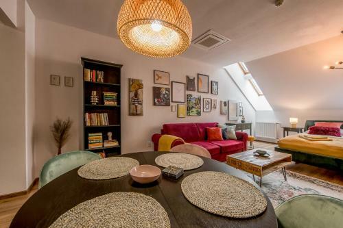 Poetika Apartments