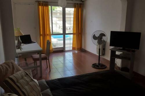 Amplia Casa Residencial En Excelente Ubicaci�n