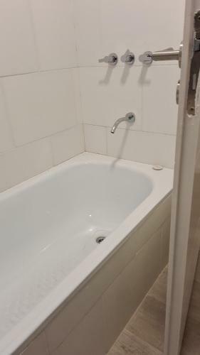 Apartamento Departamento 3 Ambientes Ca�ada Village