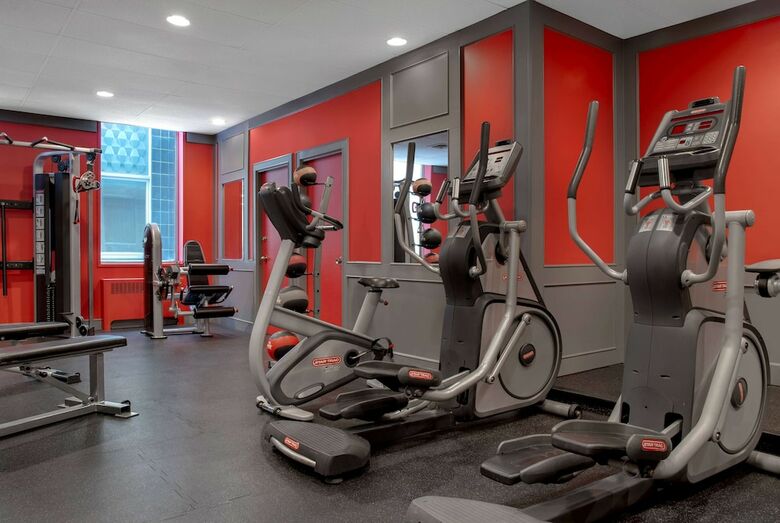 Hotel Ramada Downtown Calgary