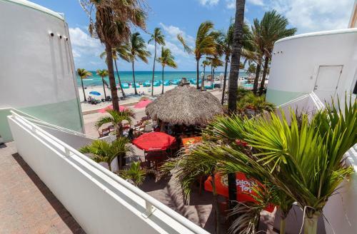 Hotel Walkabout Beach Resort