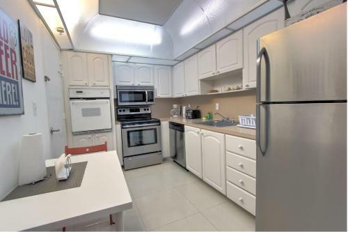 Apartamentos Hollywood Condo's