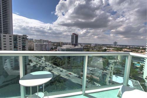 Apartamentos Hollywood Condo's