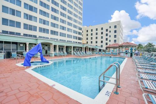 Aparthotel Hollywood Beach Tower