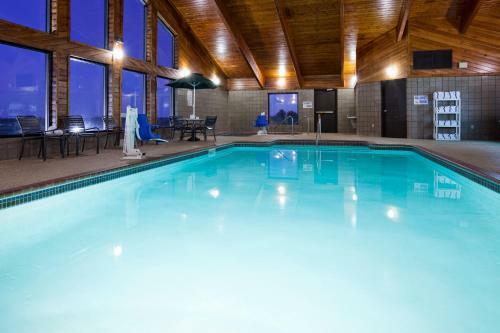 Hotel Americinn Of Osceola