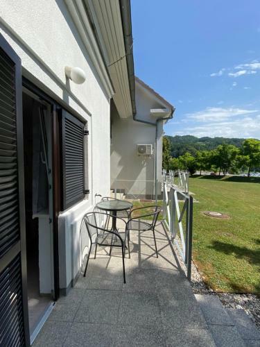 Apartma Daniva, Vas Lipa