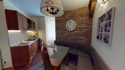 Apartm�n Marta, 200 M Ski Tatranska Lomnica