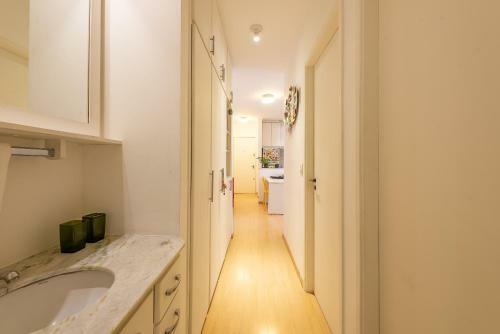 Lindo Apartamento No Cora��o de Sp A 400 M Do Metr�