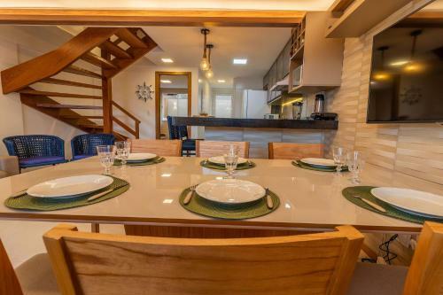 Apartamento It20 Triplex 4 Su�tes A 100m Da Praia Do Surf - Itacimirim
