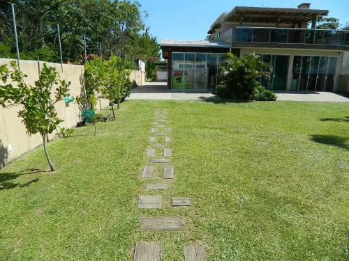 Casa Na Beira Da Lagoa Com Piscina E Rampa Para Embarca��es