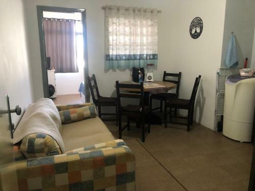 Apartamento Aconchegante Em Tramanda�, No Centro.