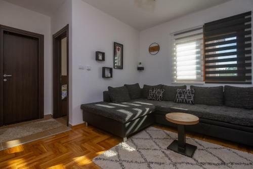 Apartman Nina